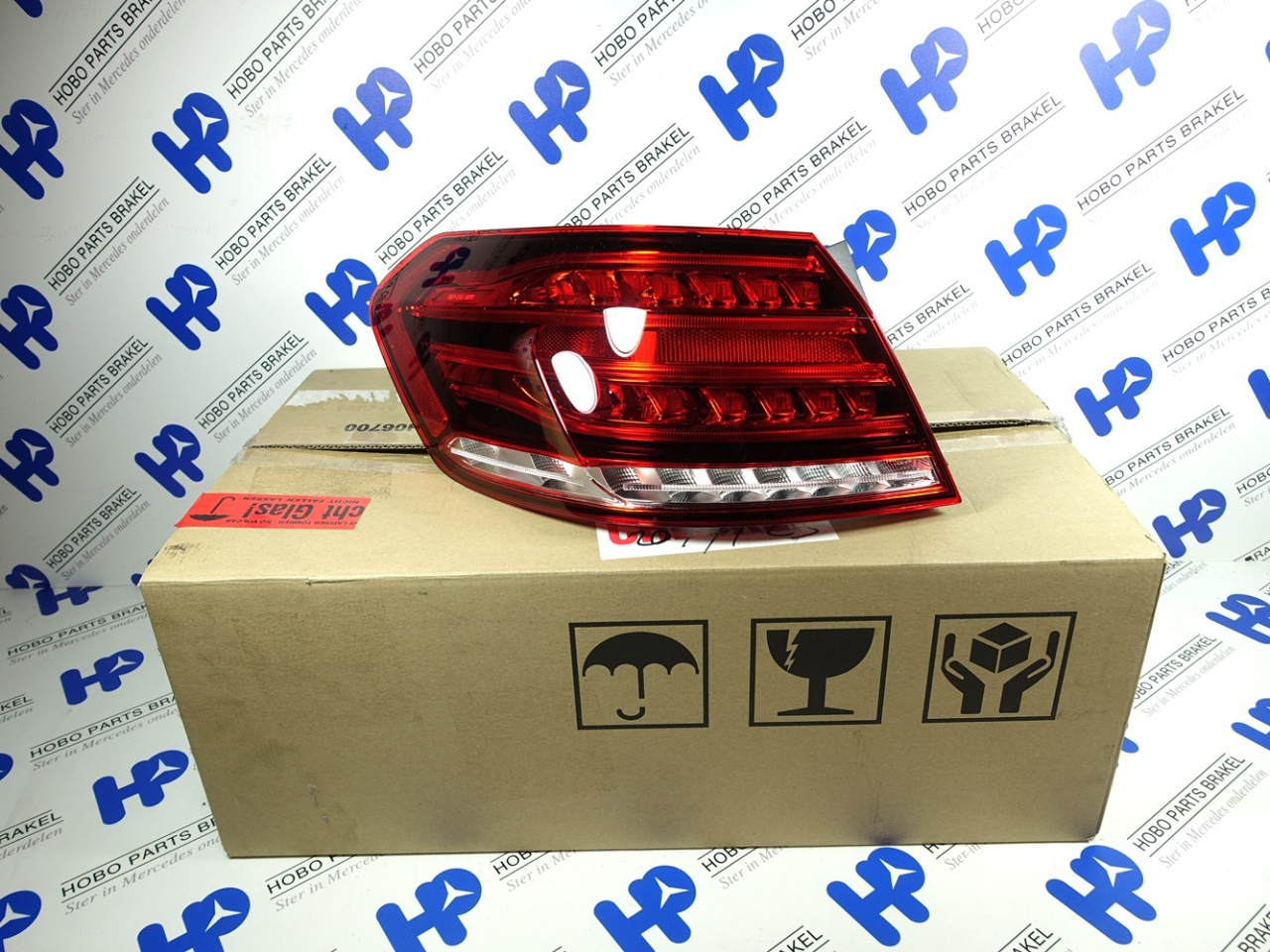 Achterlicht E-klasse w212 Facelift Sedan Links (Nieuw)