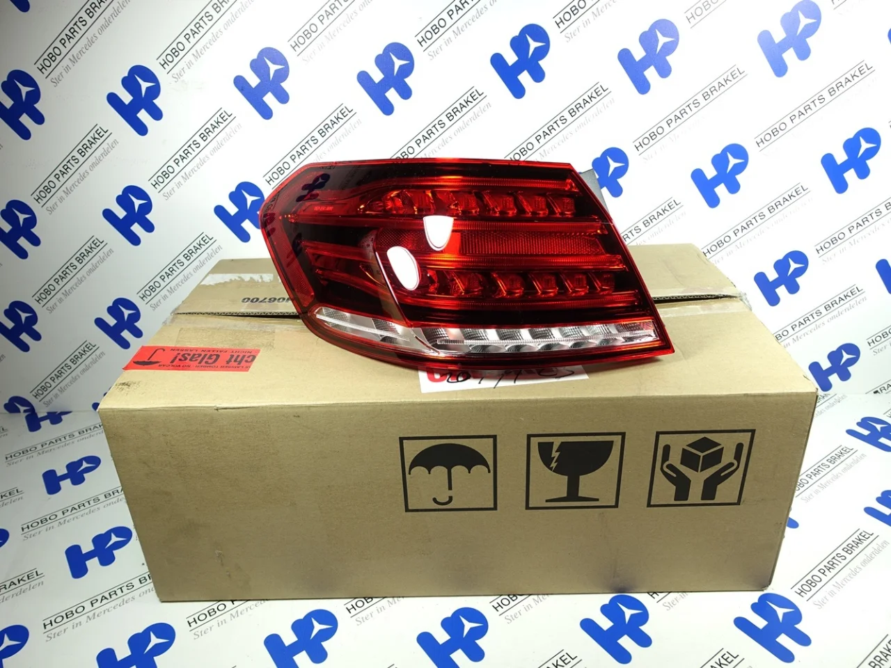 Tail light E-class w212 Facelift Sedan Left (New) - Article 16669 1 - A2129060703-N
