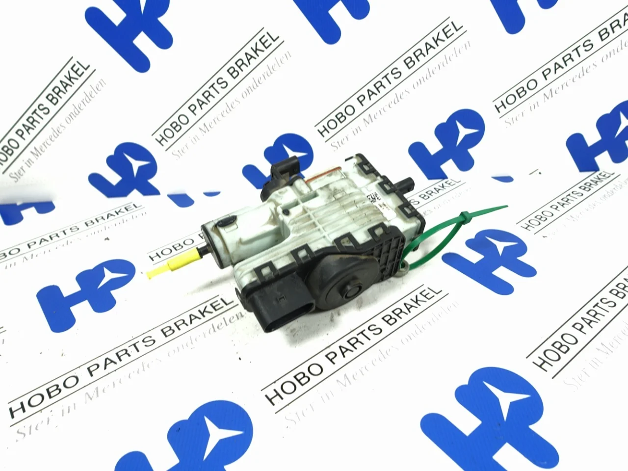 AdBlue pomp A 002 470 6894
