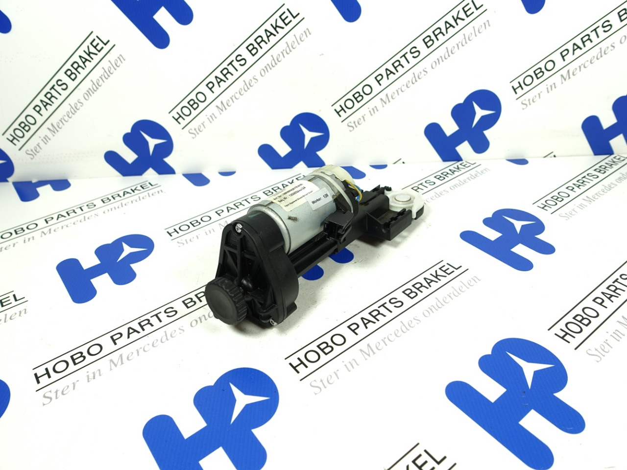 Hoofdsteun motor A 207 860 0141