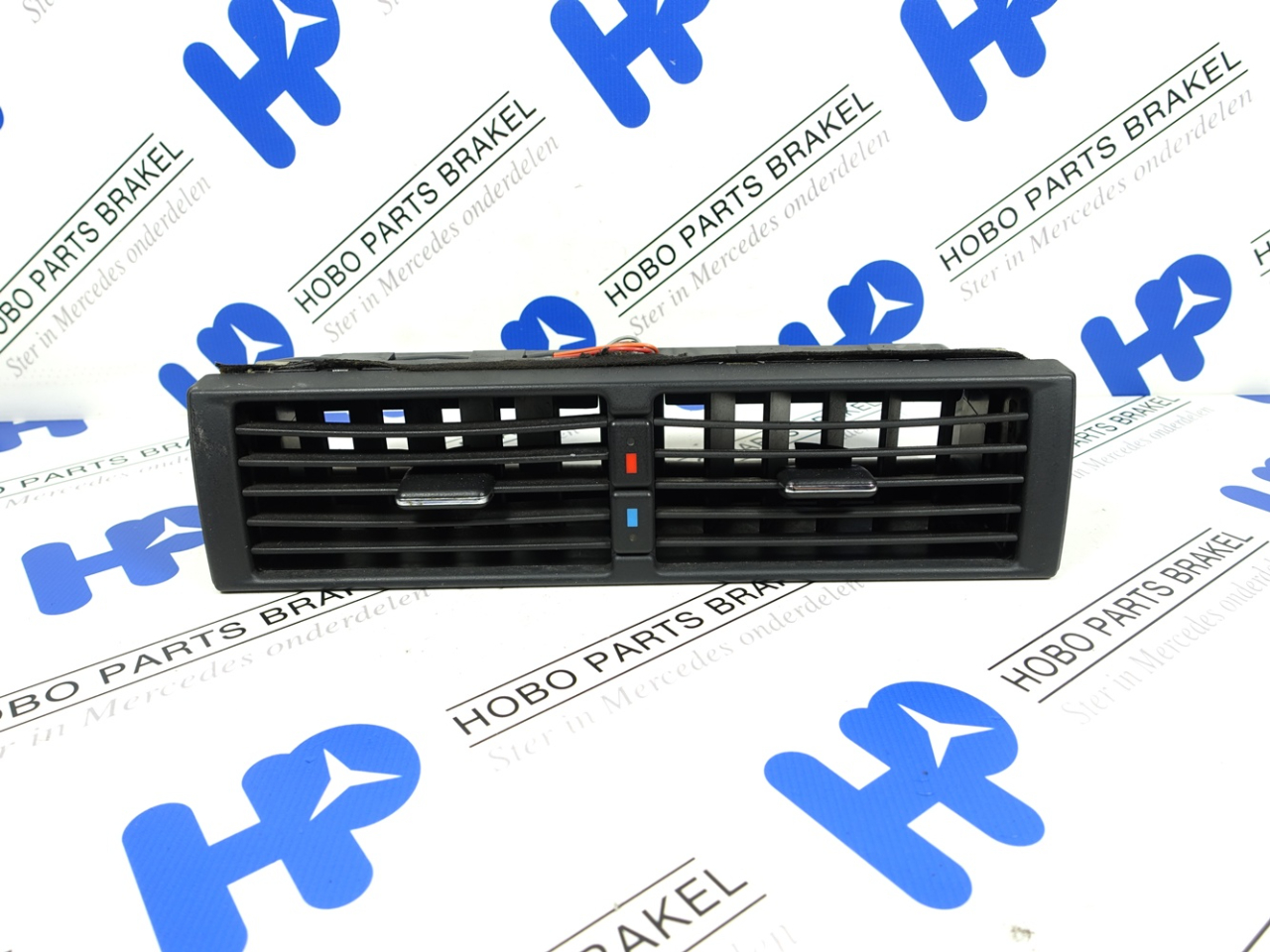 Luchtrooster A 140 830 0554