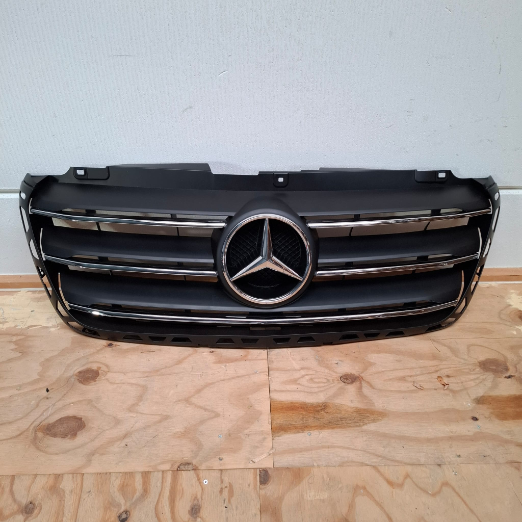 Grille Sprinter w907 +Chrome (Nieuw) - Article 16748 1 - 13120205