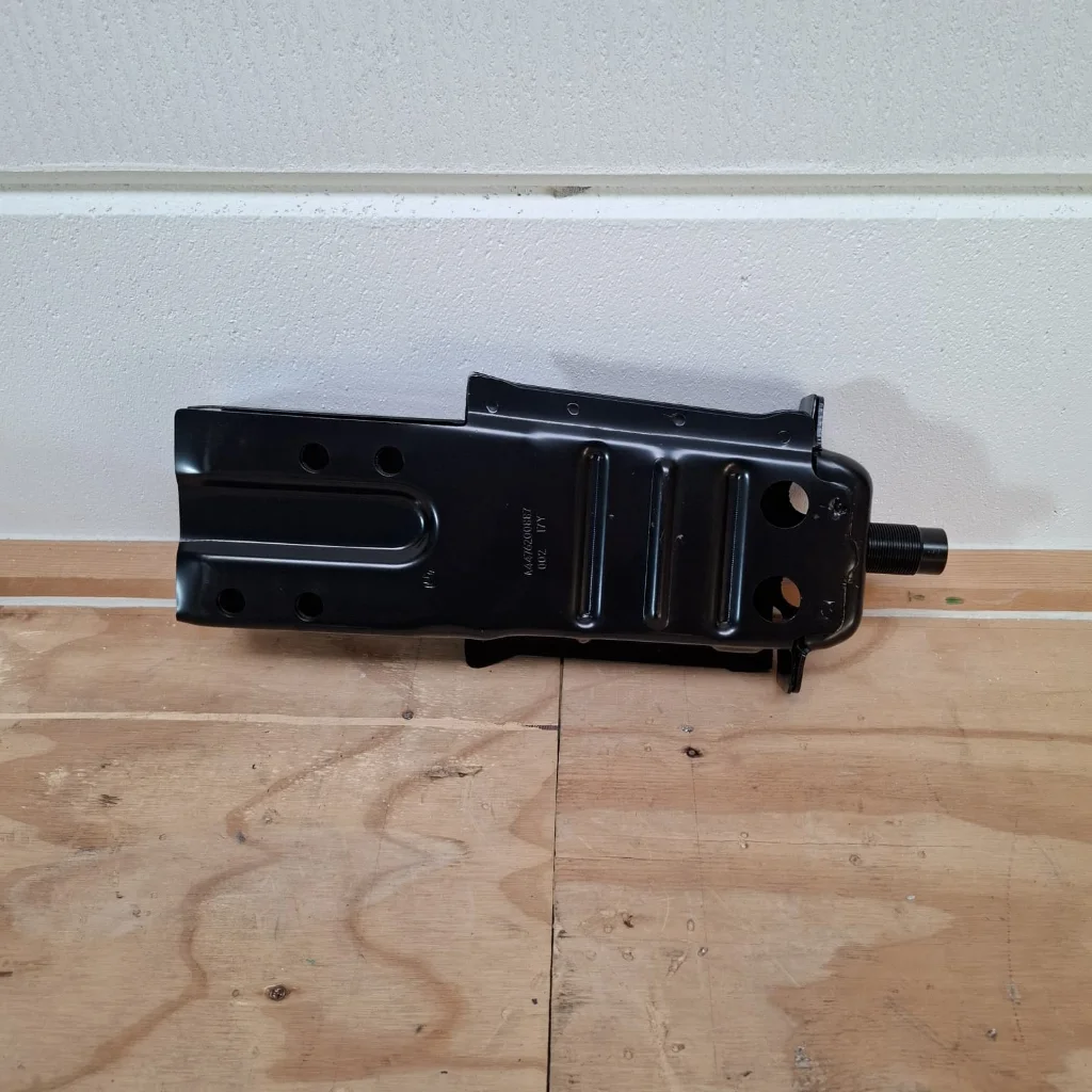 Chassis beam A 447 620 0887 Left (New) - Article 16755 1 - 15143304