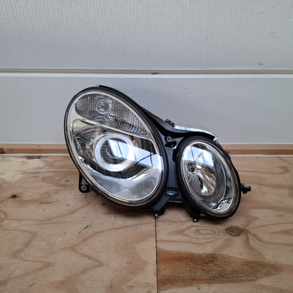 Koplamp E-klasse w211 Rechts (Nieuw)