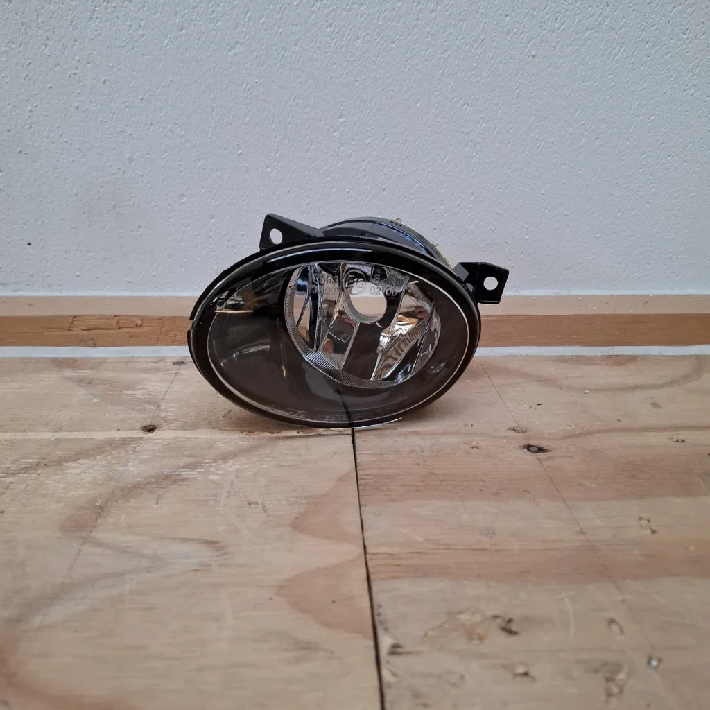 Fog light Sprinter w906 Left (New) - Article 16790 1 - 19-14784-01-9