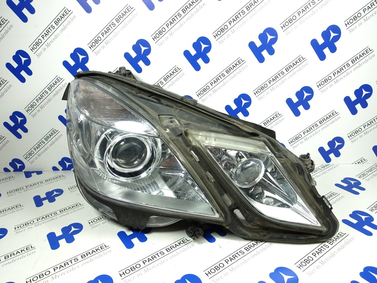 Koplamp E-klasse w212 Xenon Rechts (!)