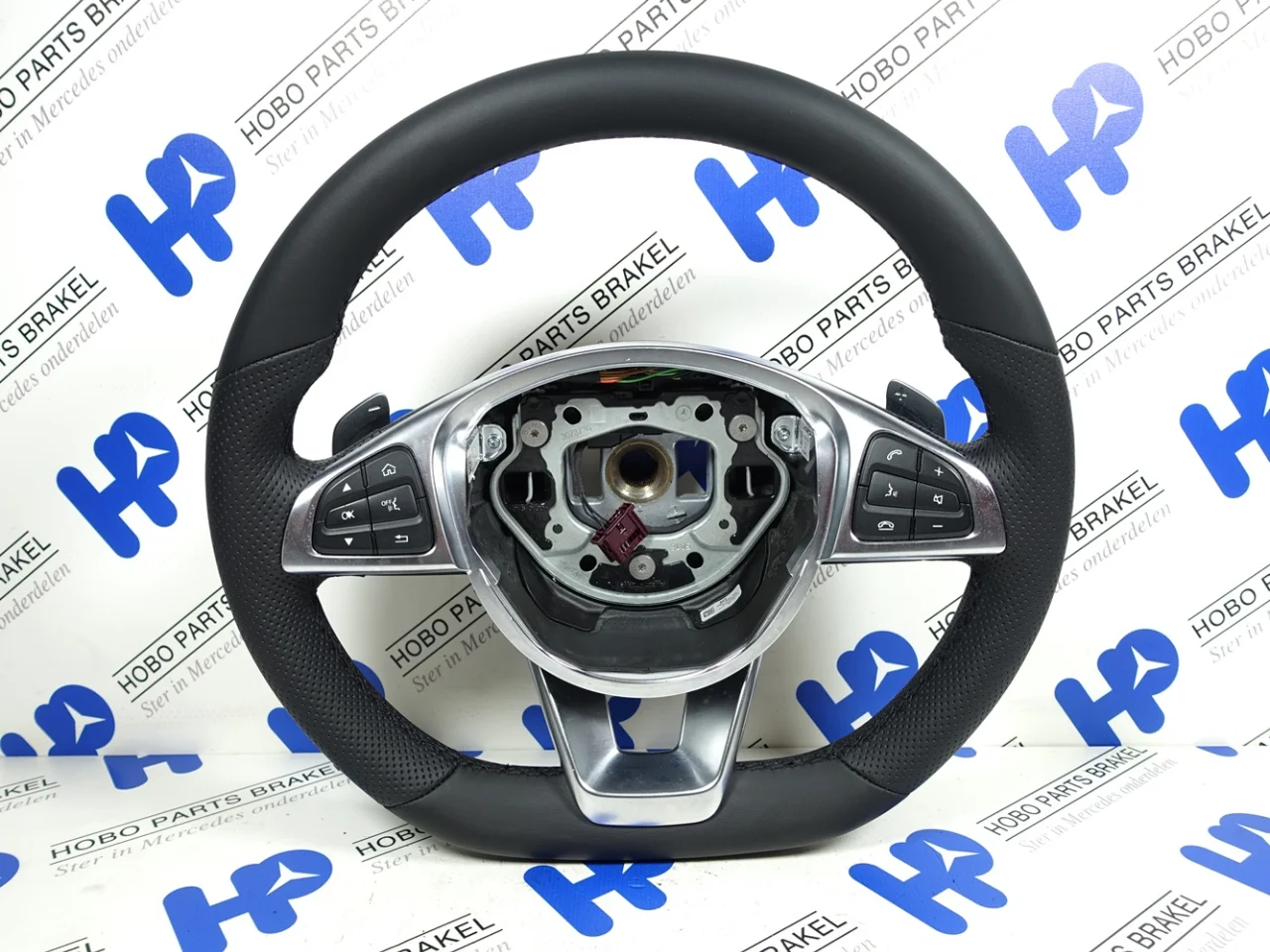 Stuurwiel C-klasse w205 AMG nieuw bekleed - Article 16808 1 - A0004603803-N
