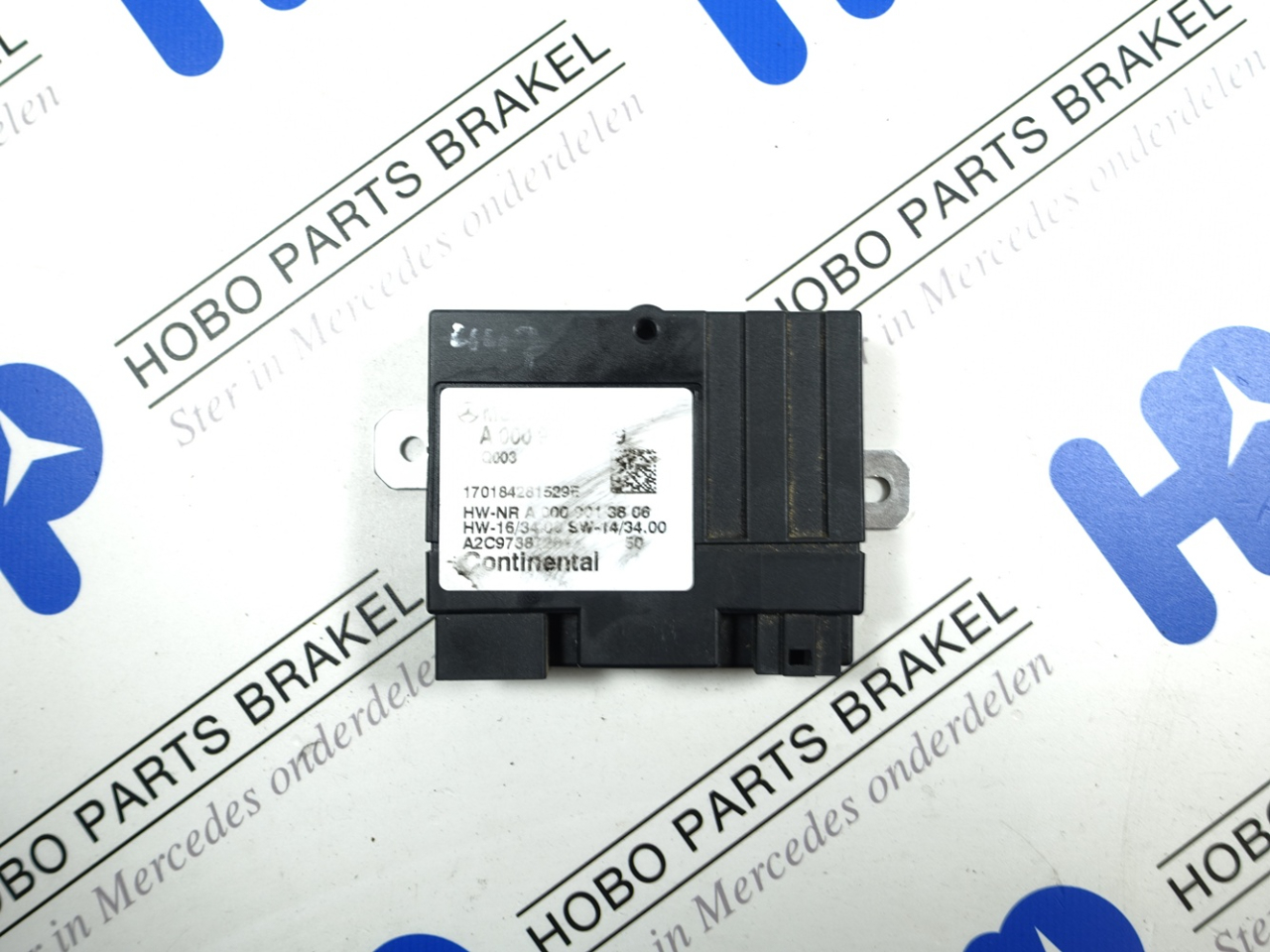 Brandstofpomp module A 000 900 8509