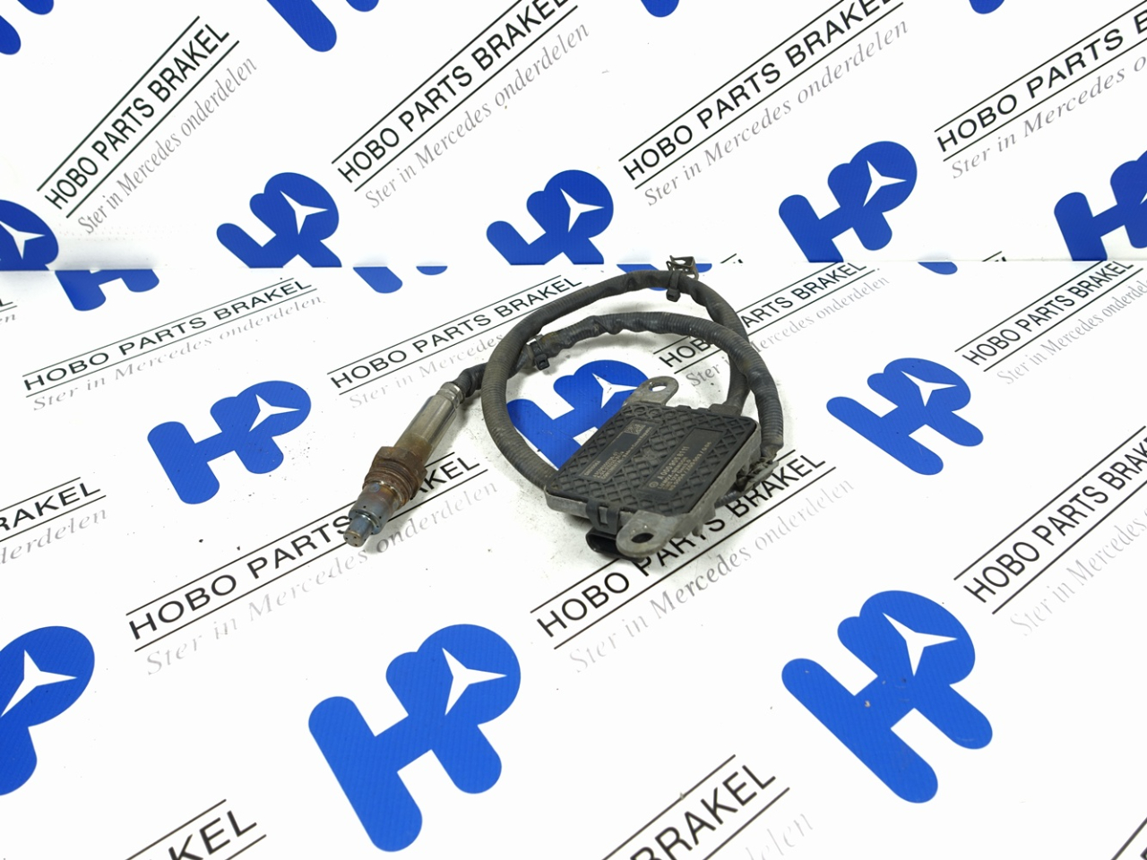 NOx sensor A 000 905 8111 - Article 16854 1 - A0009058111