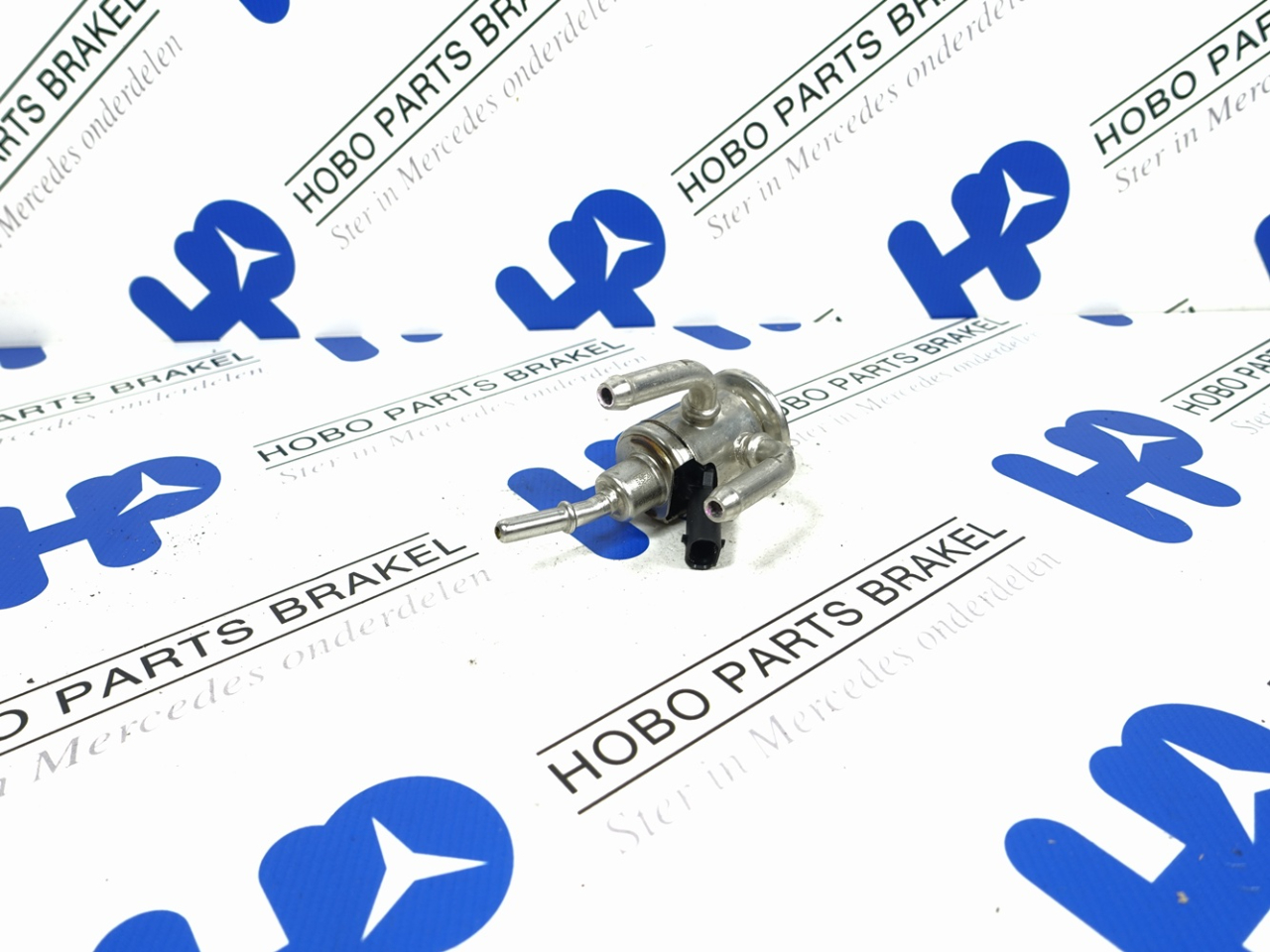 AdBlue injector A 000 490 5300 - Article 16859 1 - A0004905300