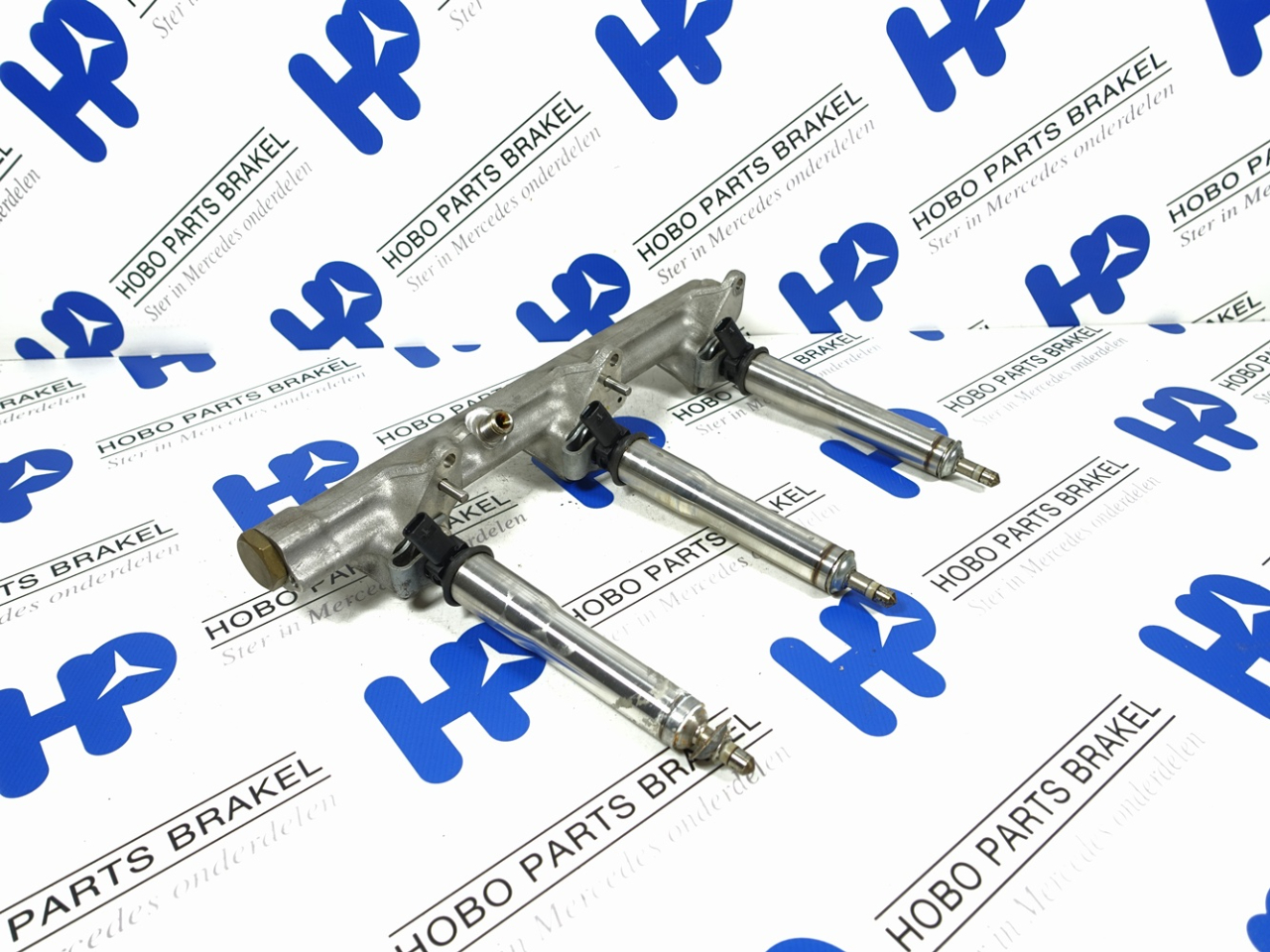 Injector rail A 272 070 5032