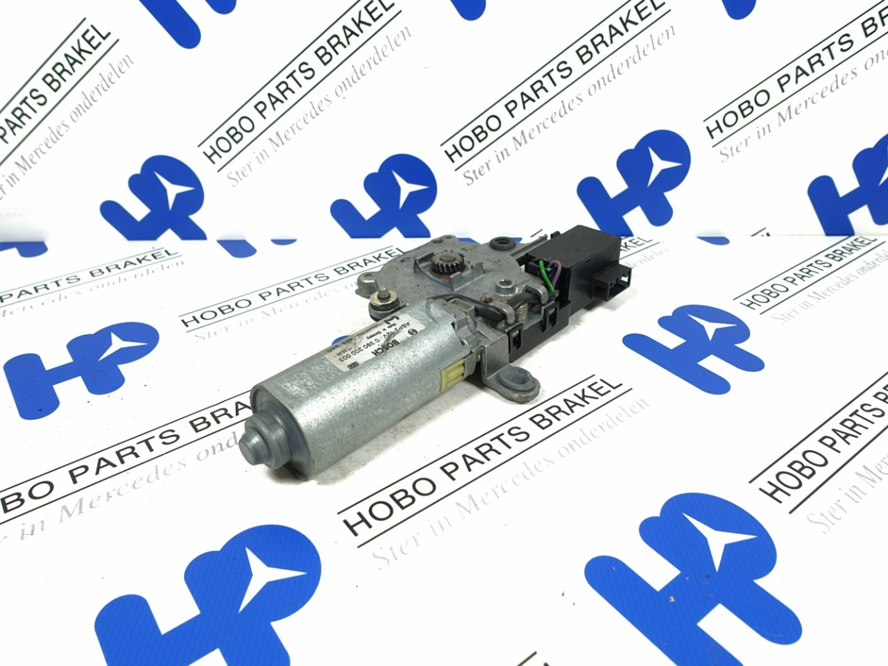 Schuifdak motor A 168 820 0642
