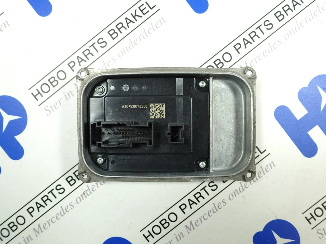 Ballast unit A 247 900 4204 - Article 16935 1 - A2479004204