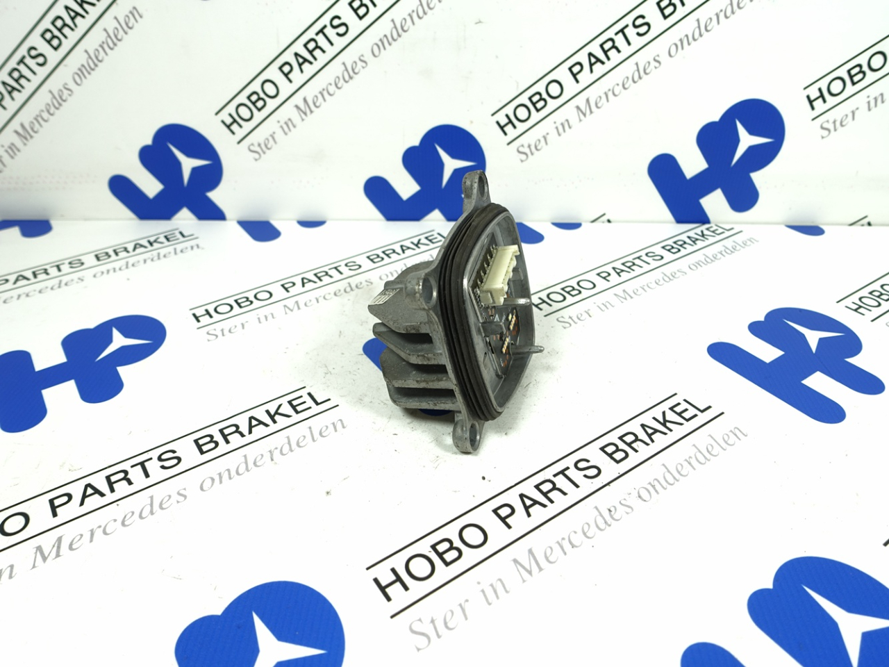 Voorschakelweerstand A 910 825 0500