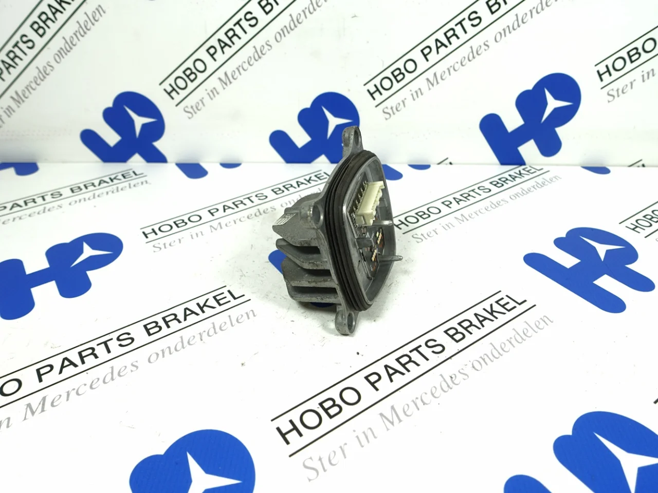 Ballast unit A 910 825 0500 - Article 16961 1 - A9108250500