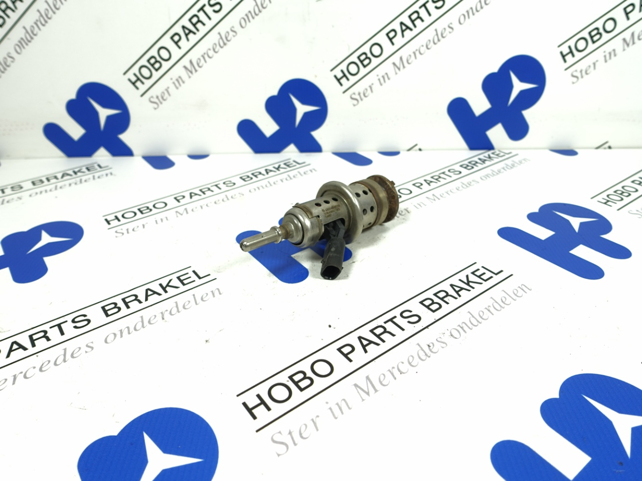 AdBlue injector A 000 490 0200 - Article 16967 1 - A0004900200