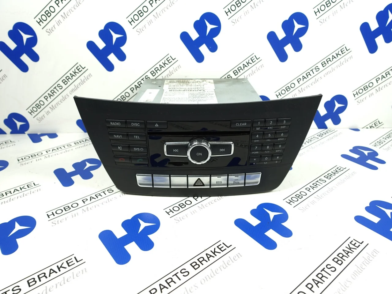 Radio CD player A 204 900 7111 - Article 16981 1 - A2049007111