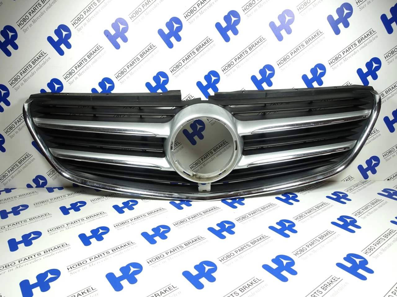 Grille V-klasse w447 +camera