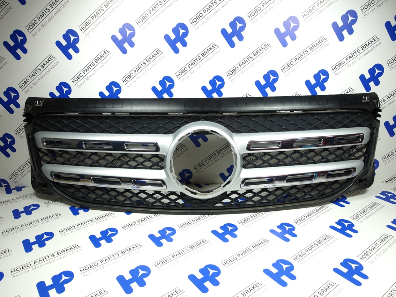 Grille GLB-klasse x247 - Article 16984 1 - A2478880200