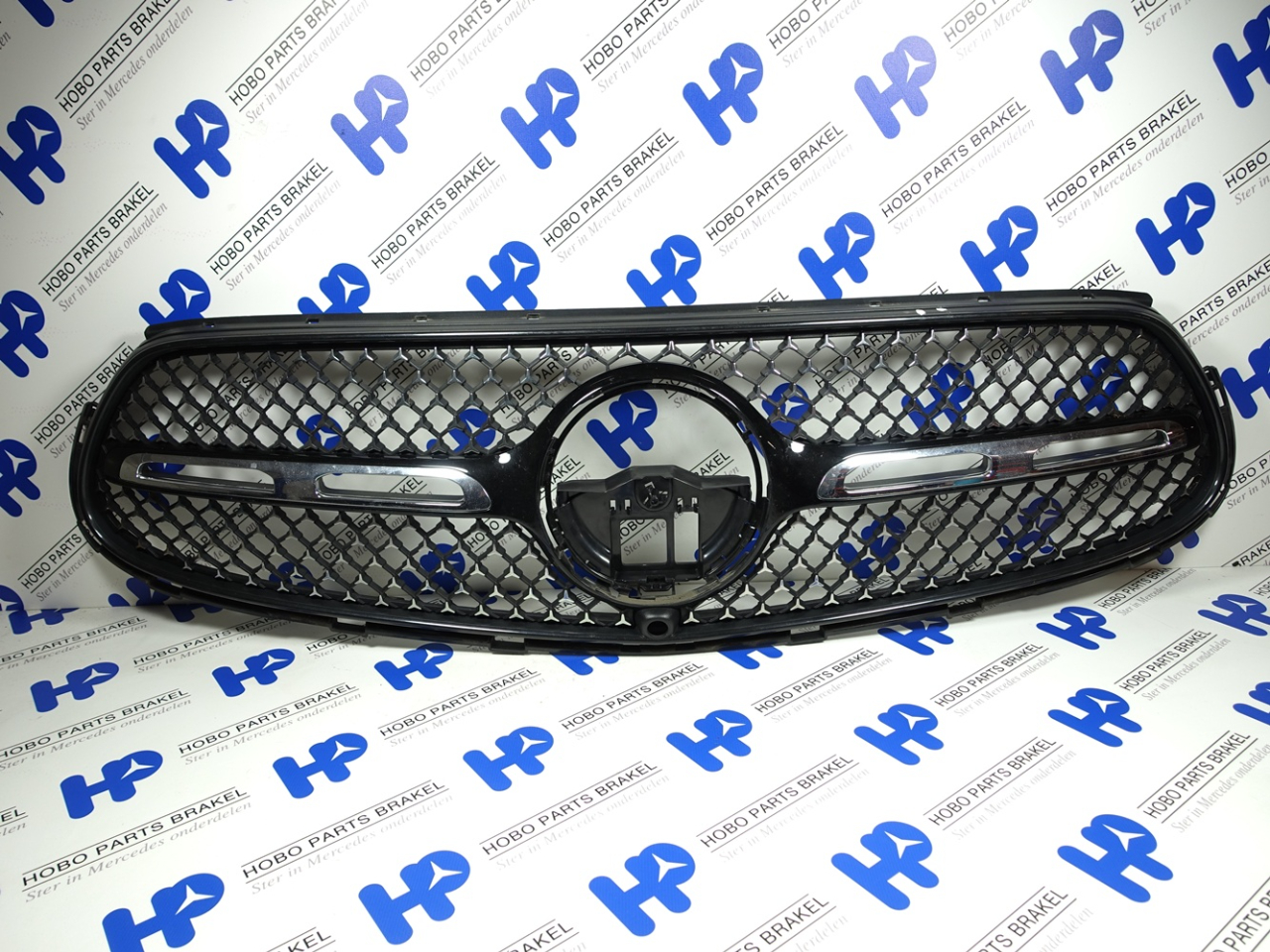 Grille GLC-klasse x254 Diamond zwart AMG +camera - Article 16985 1 - A2548881800
