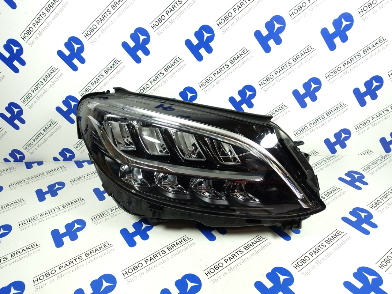 Koplamp C-klasse w205 Facelift High Performance LED Rechts
