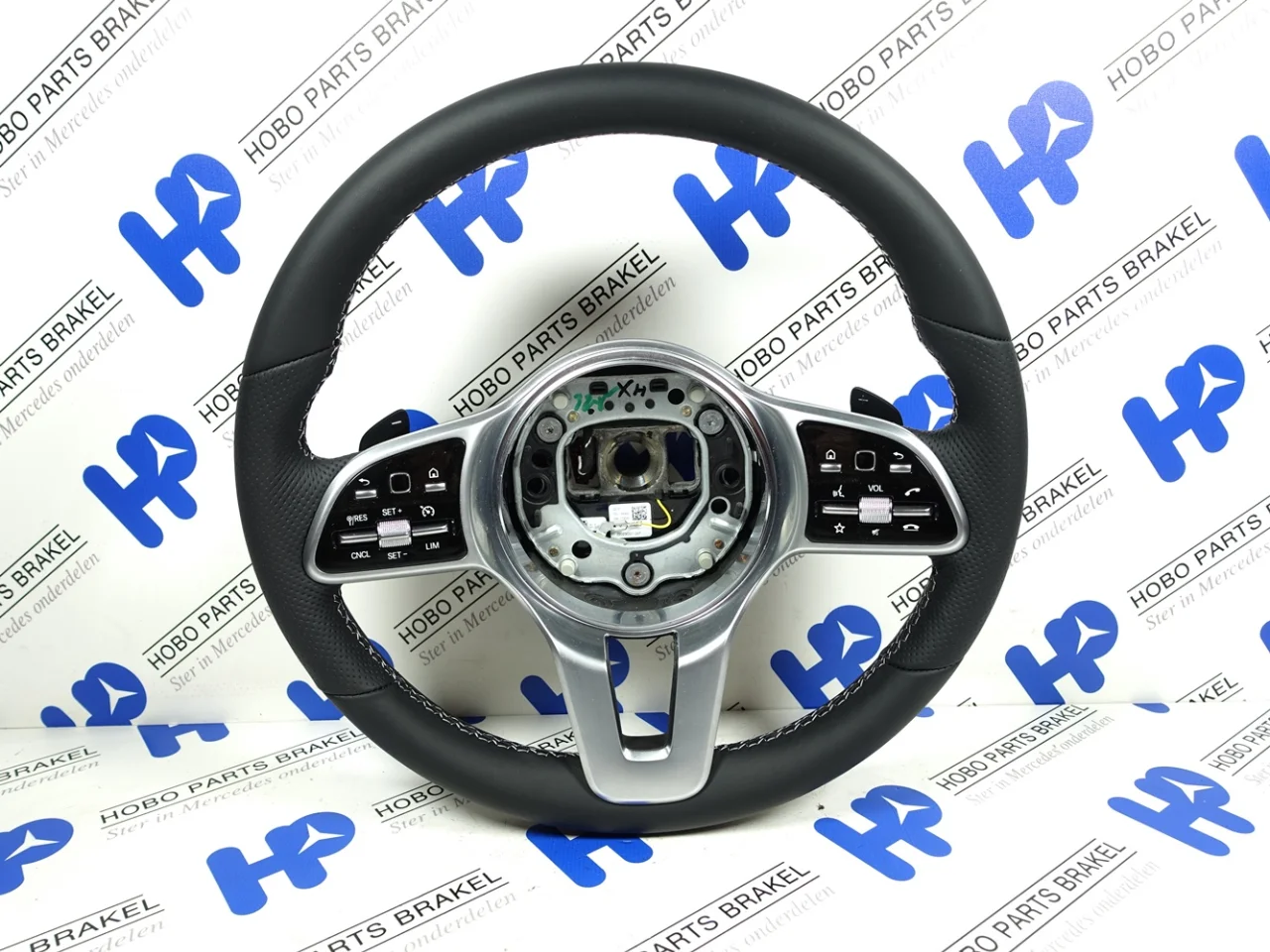 Stuurwiel Sprinter w907 nieuw bekleed +flippers. - Article 17099 1 - A9074602902-N