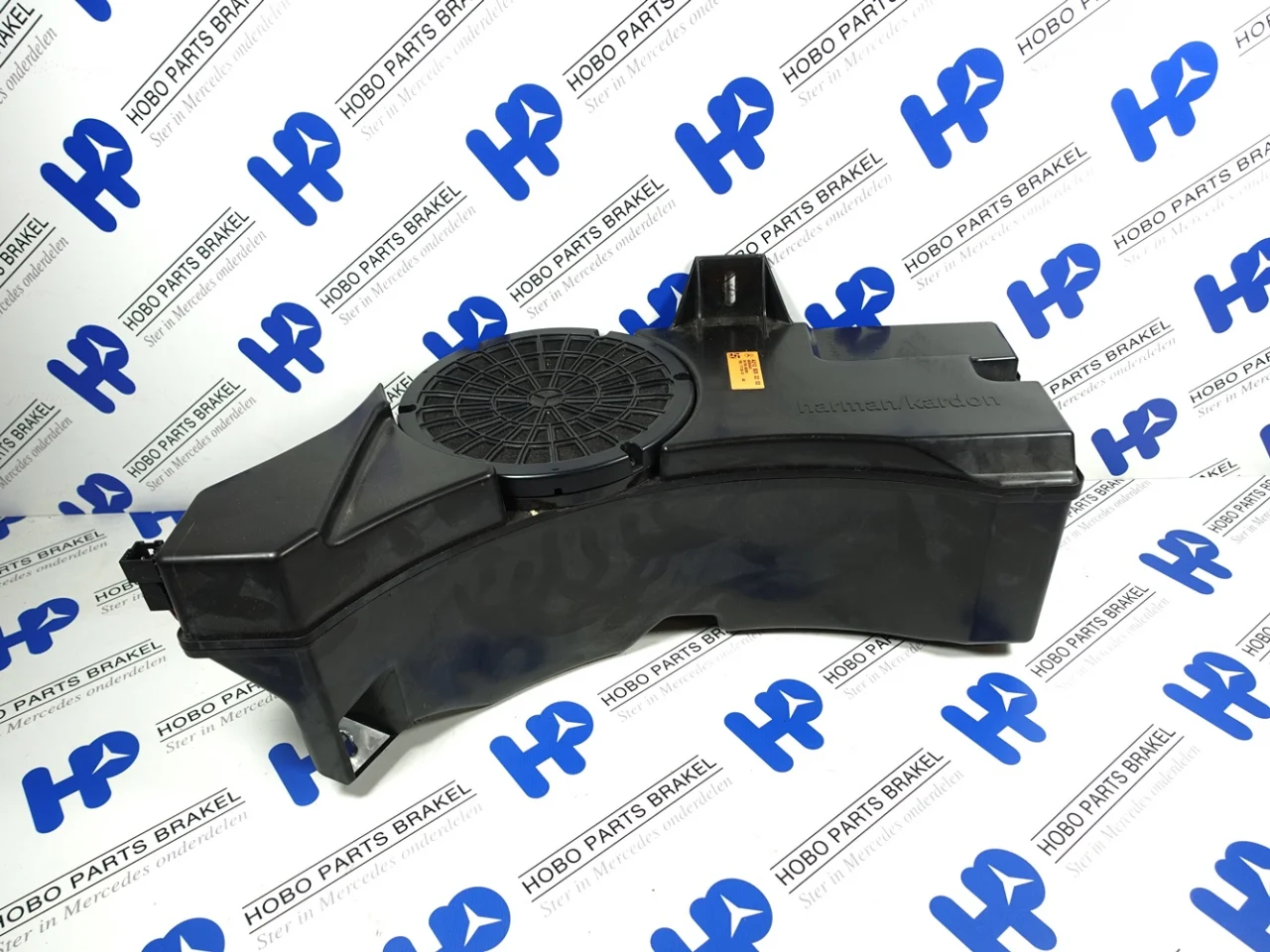 Subwoofer A 212 820 2202