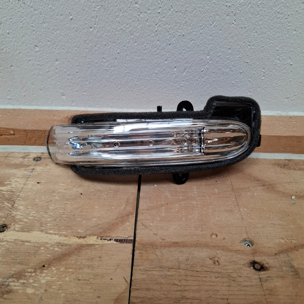 Knipperlicht A 203 820 1621 Rechts (Nieuw)