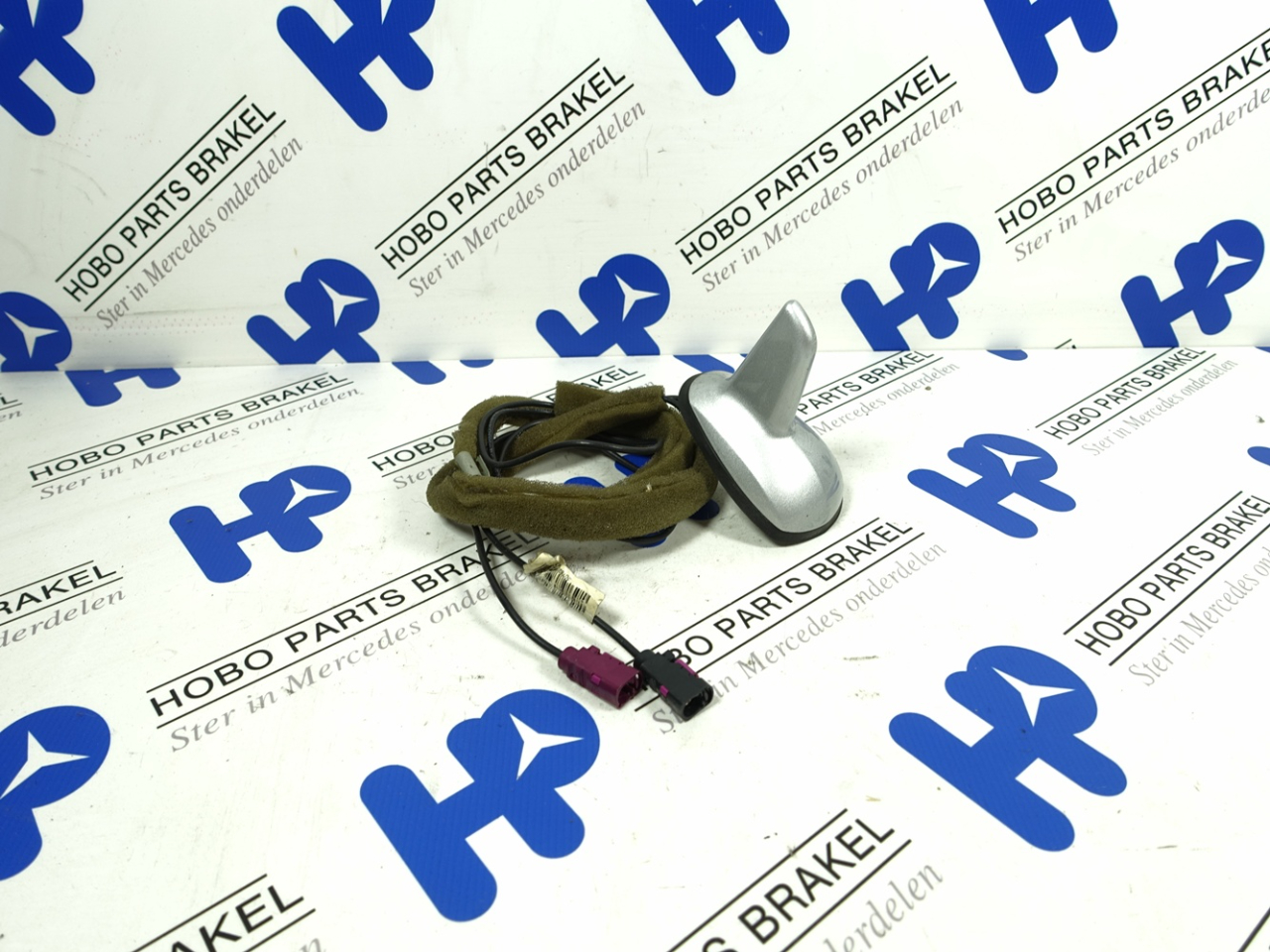 Antenne A 207 820 1075 zilver