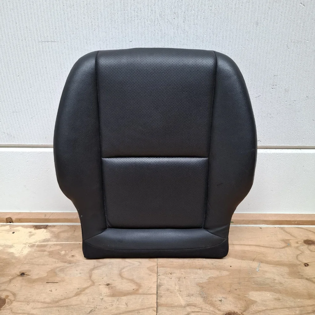 Seat Mercedes C-klasse w204 Skai leather with seat heating - Article 17281 1 - HPB0120