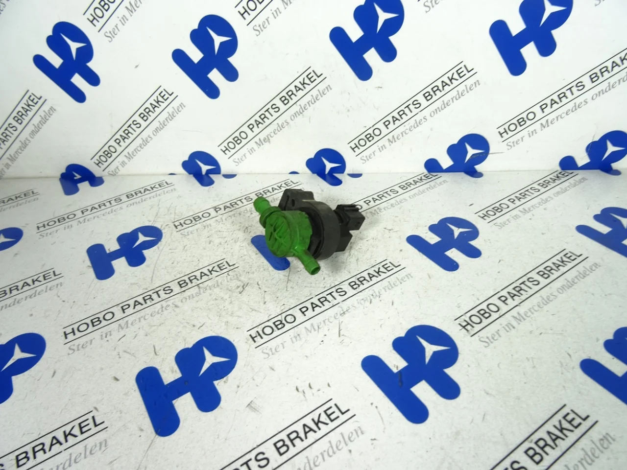 Regeneration valve A 000 470 8793 - Article 6466 1 - A0004708793