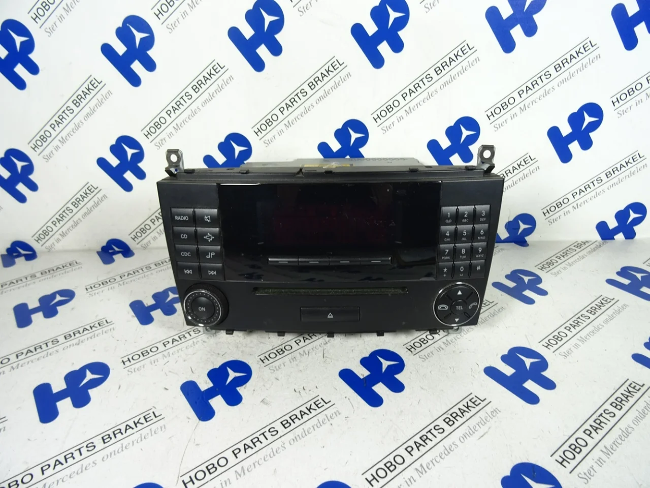Radio/CD-speler A 203 870 0589