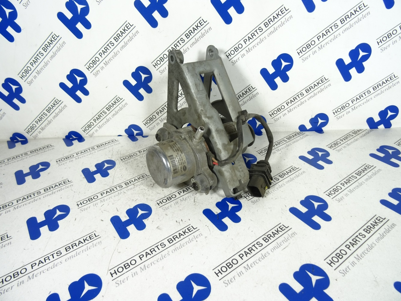 Vacuumpomp A 000 430 3832