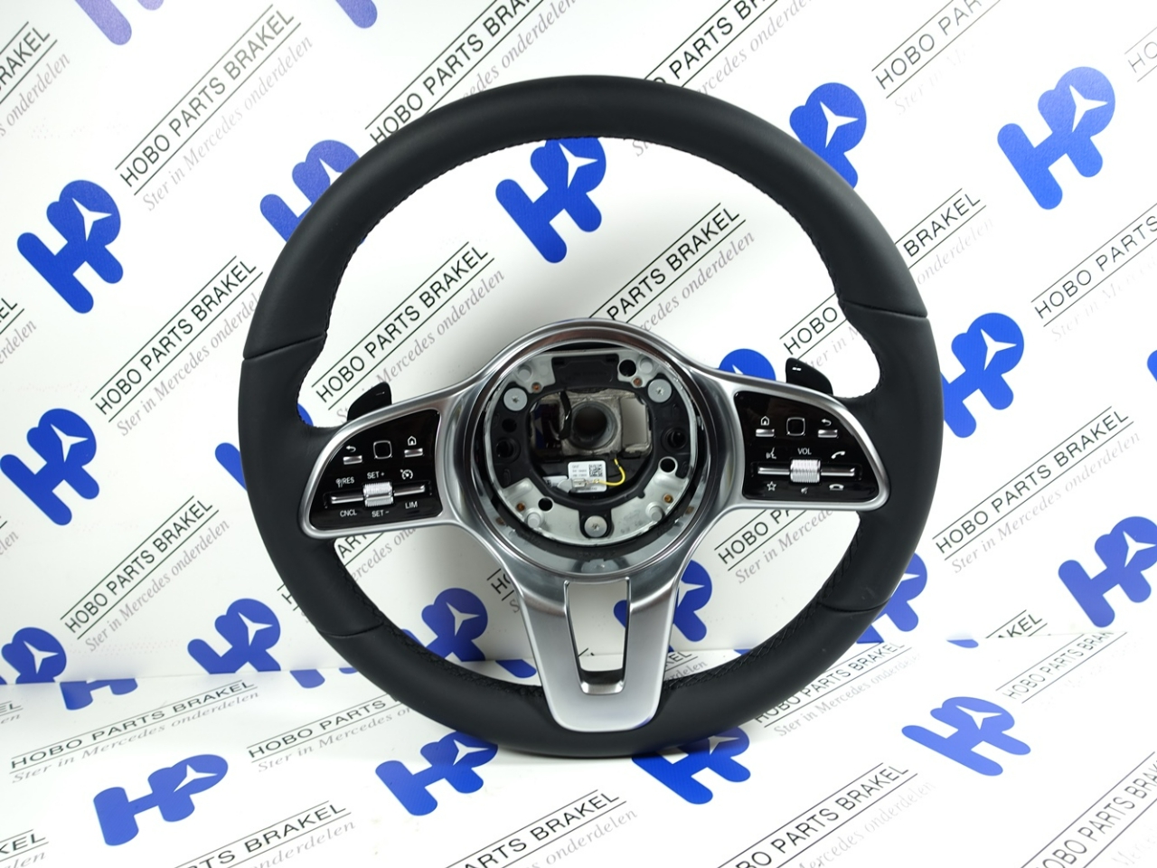 Stuurwiel A-klasse w177 / Sprinter w907 +flippers (Als nieuw)