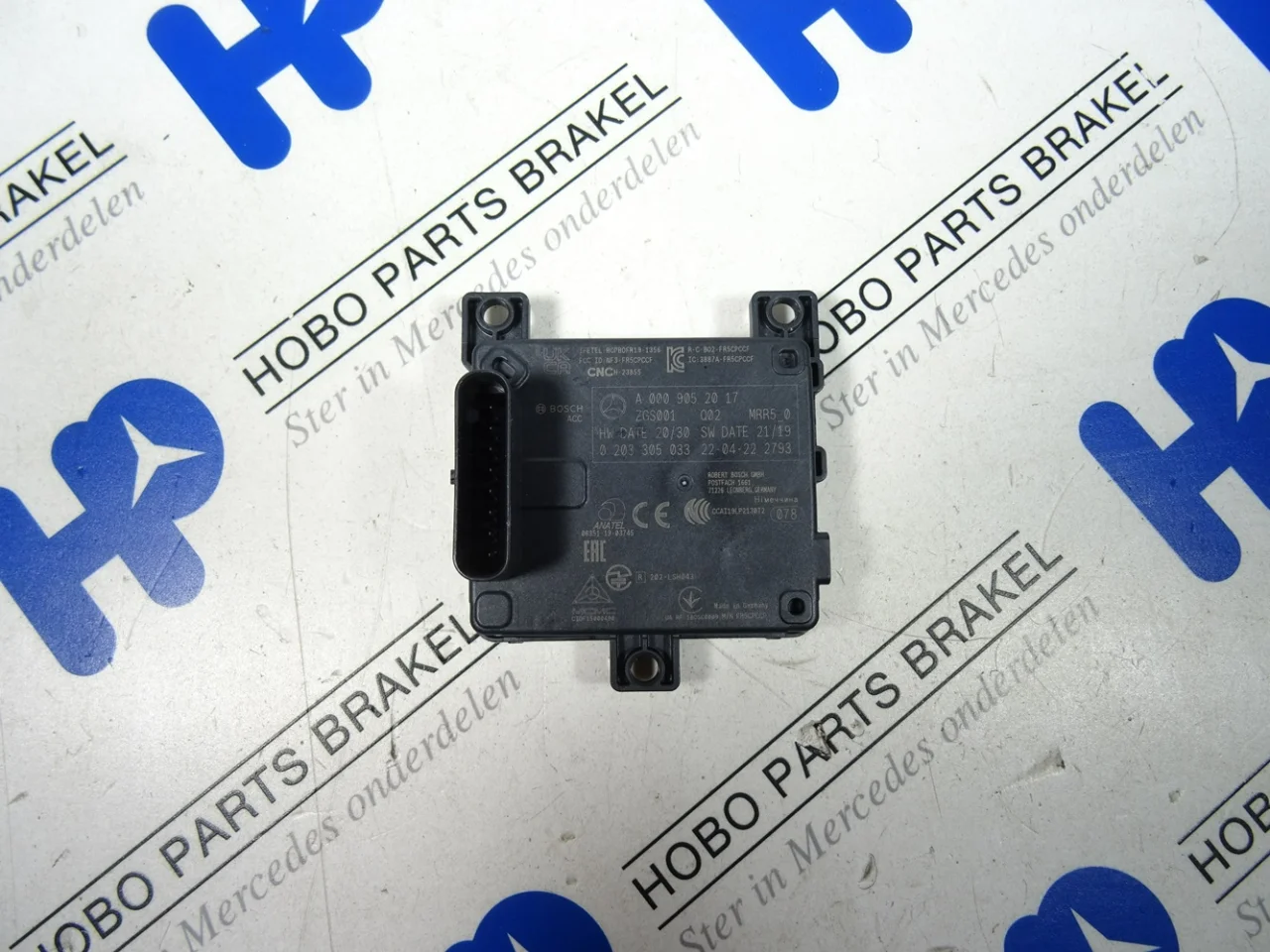 Radar sensor A 000 905 2017 (New) - Article 6707 1 - A0009052017-N