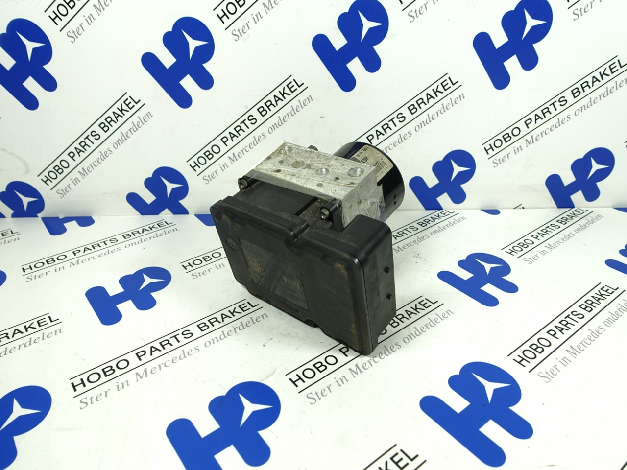 ABS pomp A 204 431 3912