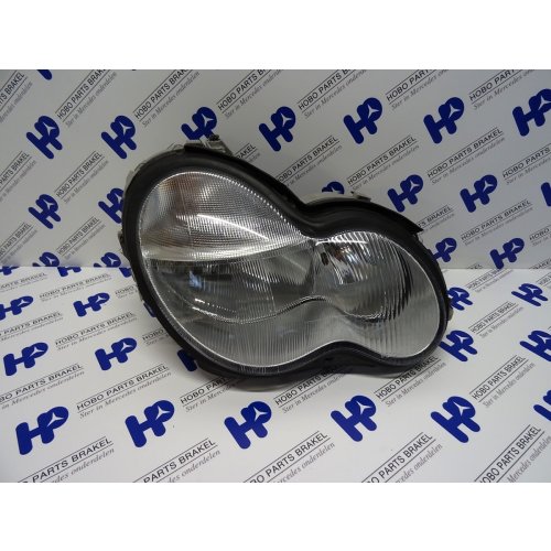 Koplamp C-klasse w203 Rechts - A 203 820 0261 - A2038200261