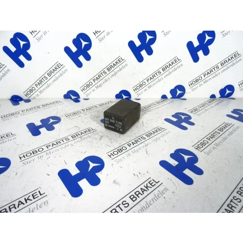 Brandstofpomp relais A 001 545 7305 - A0015457305 - A0015457305