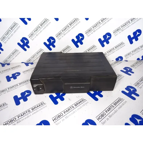 CD-wisselaar A 002 820 5989 zonder magazijn - A0028205989 - A0028205989-1