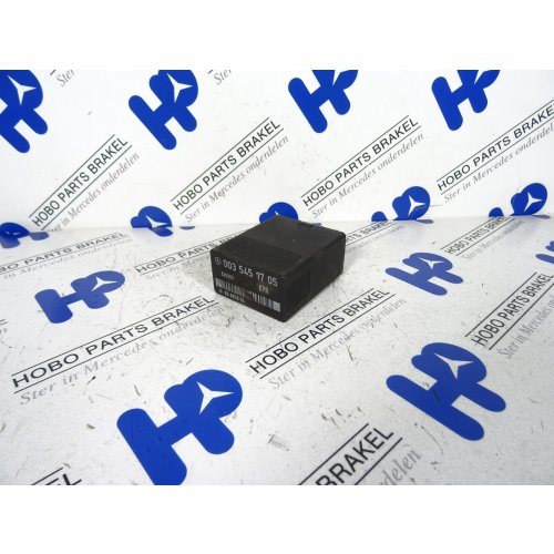 Brandstofpomp relais A 003 545 1705 - A0035451705 - A0035451705