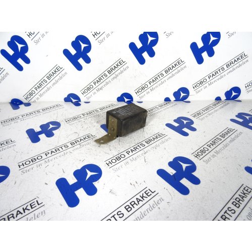 Achterruit relais A 107 820 0010 - A1078200010 - A1078200010