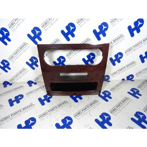 Middenconsole sierlijst A 169 680 2539 - A1696802539 - A1696802539