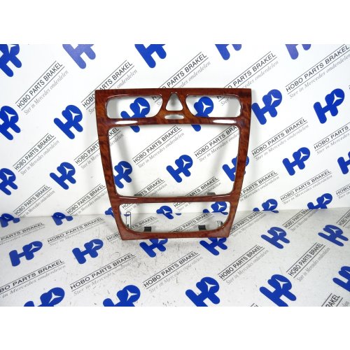 Middenconsole sierlijst A 203 680 2539 - A2036802539 - A2036802539