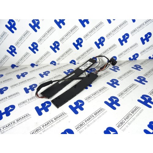 Antenne versterker A 203 820 6489 - A2038206489 - A2038206489