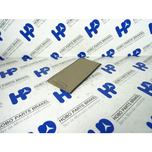 Middenconsole afdekking A 204 680 7607 beige - A2046807607 1 - A2046807607-8N84