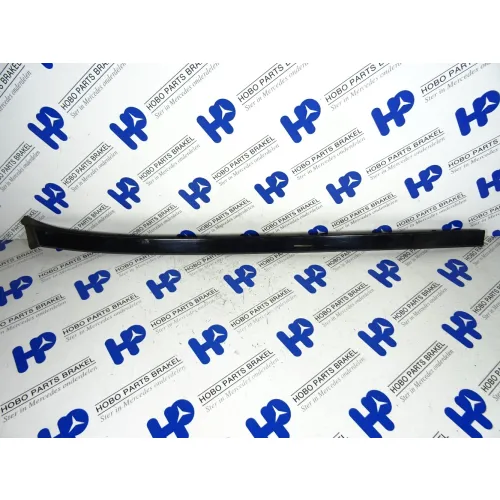 Trim cover A 204 690 7782 - A2046907782 - A2046907782