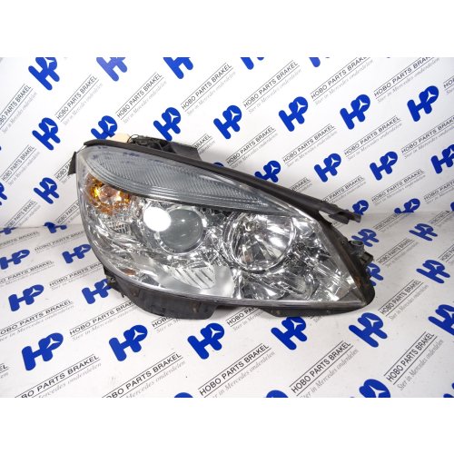 Koplamp C-klasse w204 Rechts - A2048200261 - A2048200261