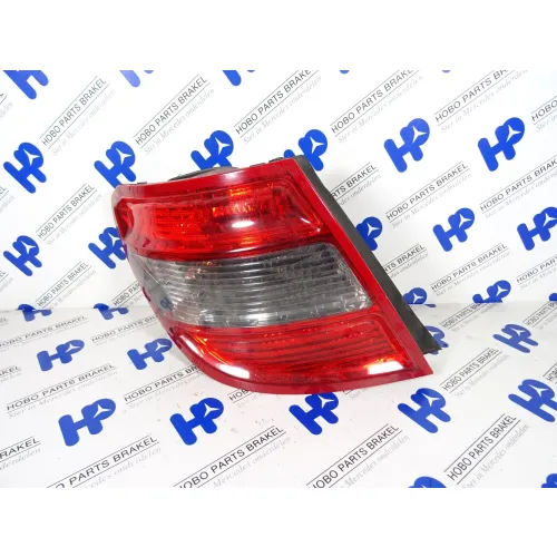 Achterlicht C-klasse w204 Combi Links - A2048203764 - A2048203764