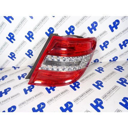 Achterlicht C-klasse w204 Combi LED Rechts - A2048204064 - A2048204064