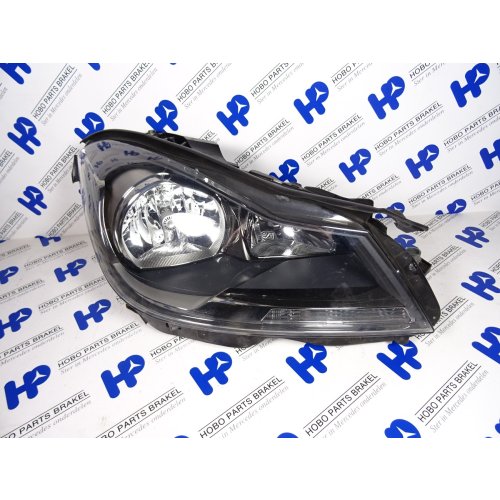 Koplamp C-klasse w204 Facelift Rechts - A2048209659 - A2048209659
